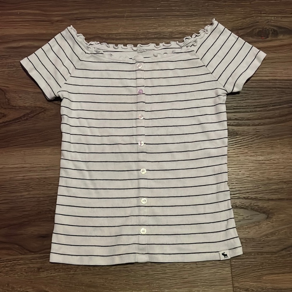 Abercrombie & Fitch Off-Shoulder Striped Tee
